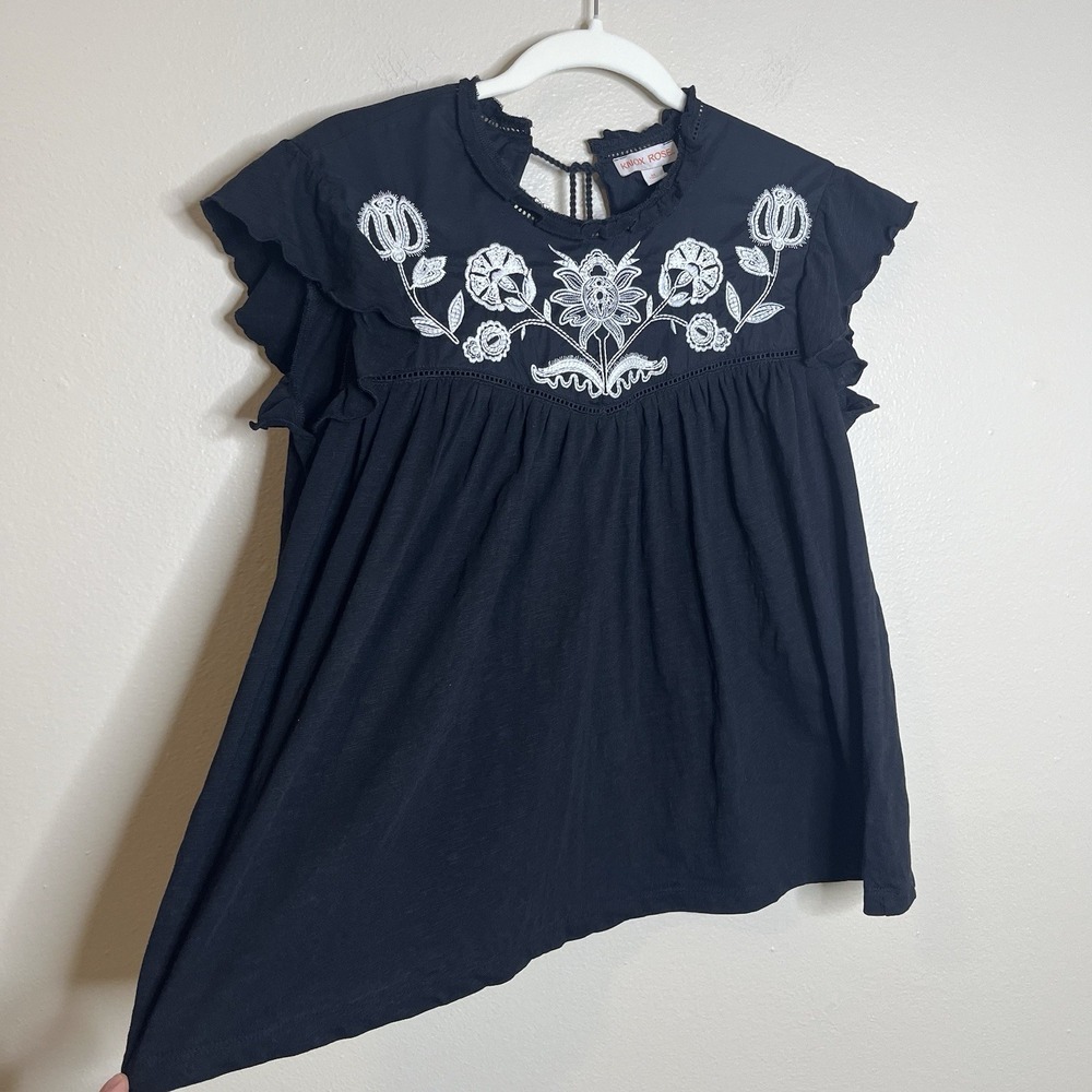 Black White Embroidered Top Floral Boho Classic Knox Rose Flutter Sleeve Cottage